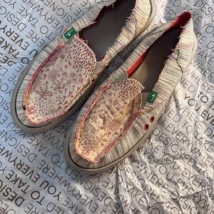 Sanuk Floral Casual Size 11